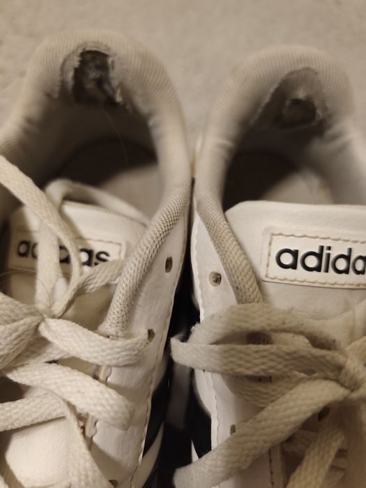 Białe adidasy 39 1/3