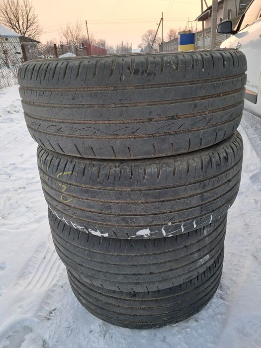 Продам 4 шини Літо.