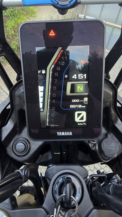 Tenere 700  ano24 9000kms