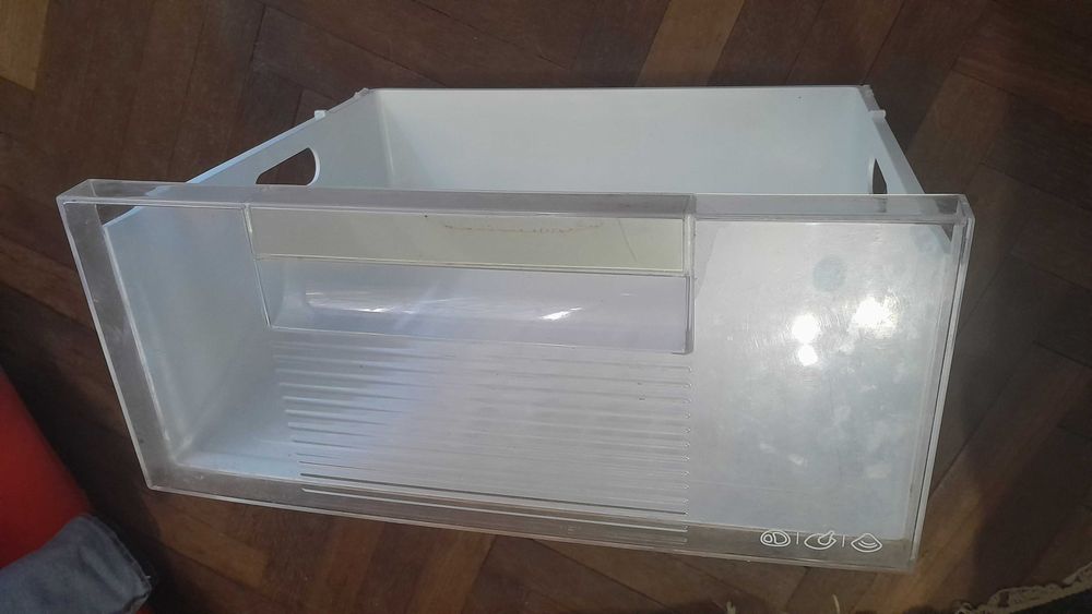 Ящик от холодильника