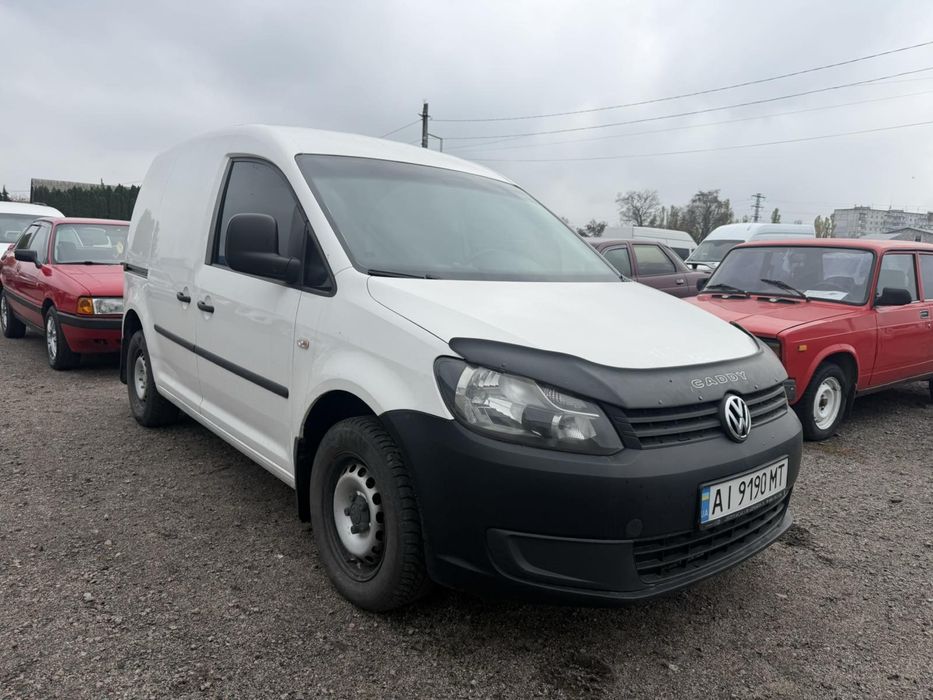автомобіль Volkswagen caddy