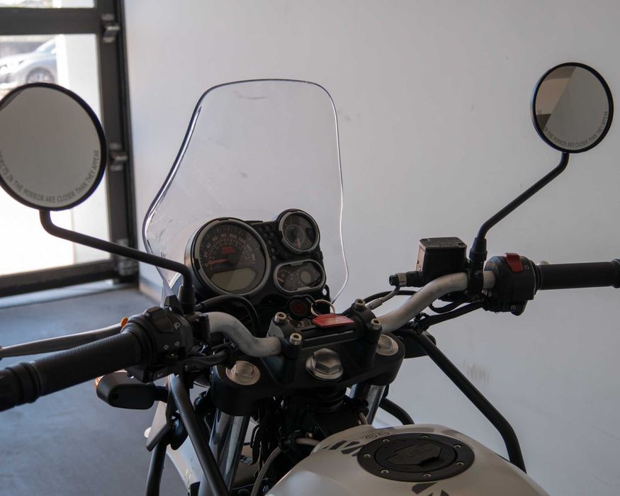 Royal Enfield Himalayan 411