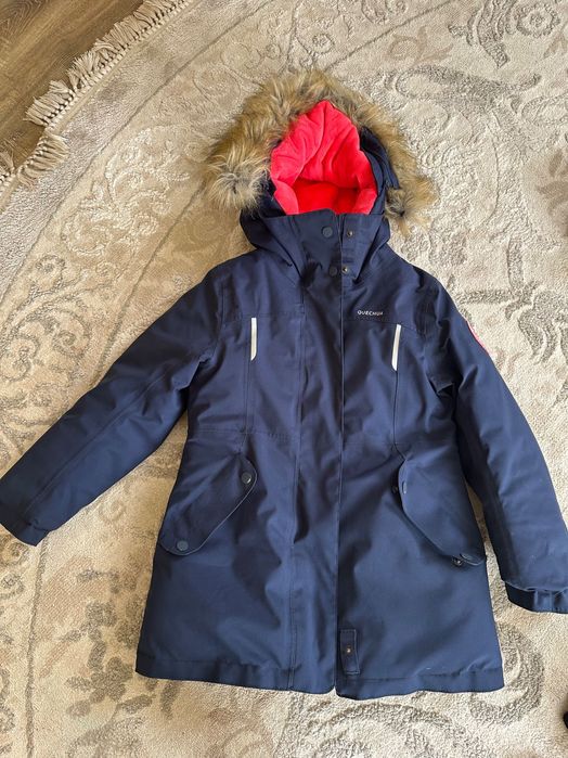 Зимова курточка Quechua для дівчинки