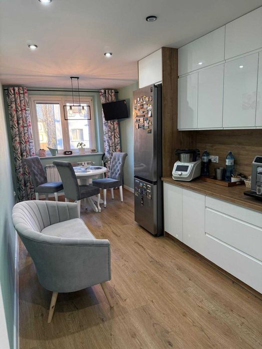 Na sprzedaż 4-pokojowe mieszkanie 87 m² Krośnice Balkon Dolina Baryczy