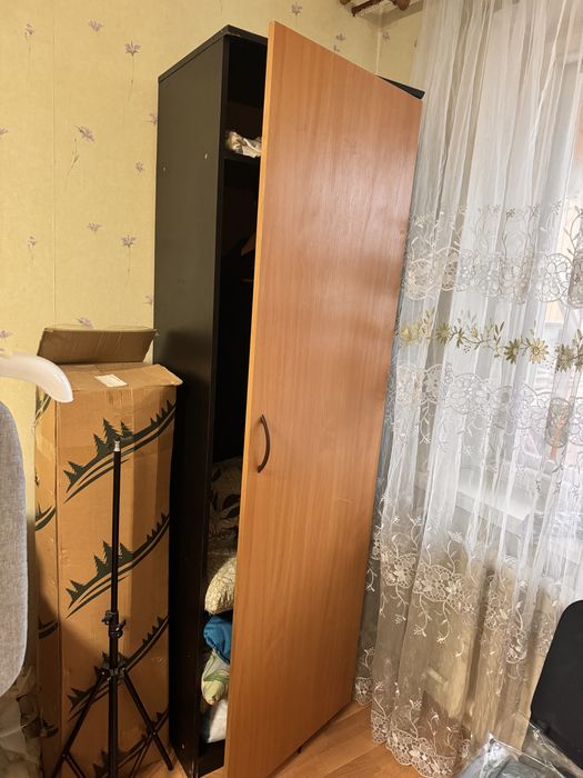 Шафа вузька  2 м комод шкаф
