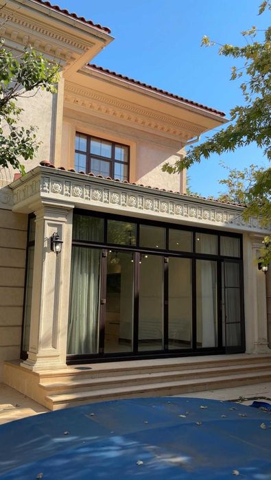 Будинок біля моря у клубному містечку “Оазіс” • Басейн, гараж