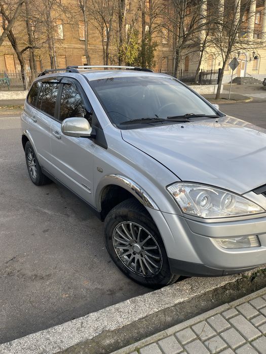 Продам або обміняю Машину ssangyong kyron 2.0 дизель 2008 року