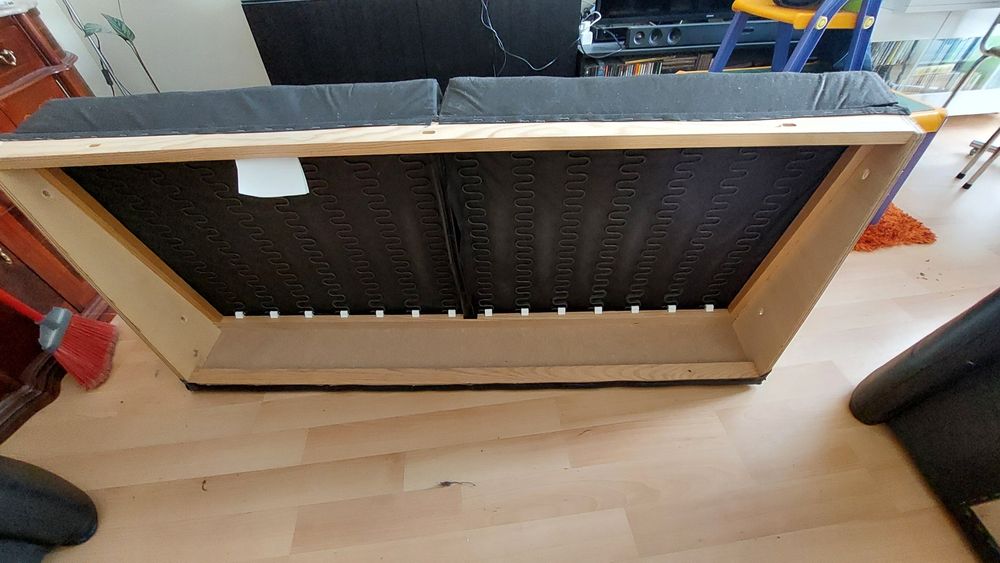 Sofá usado modelo IKEA