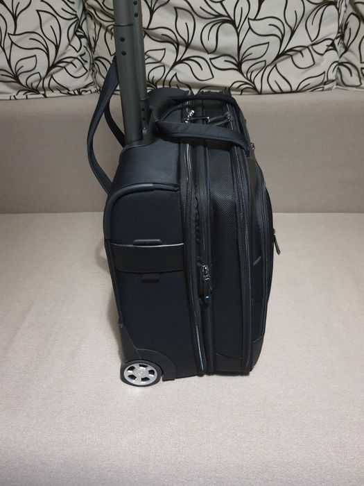 Продам дорожную сумку SAMSONITE