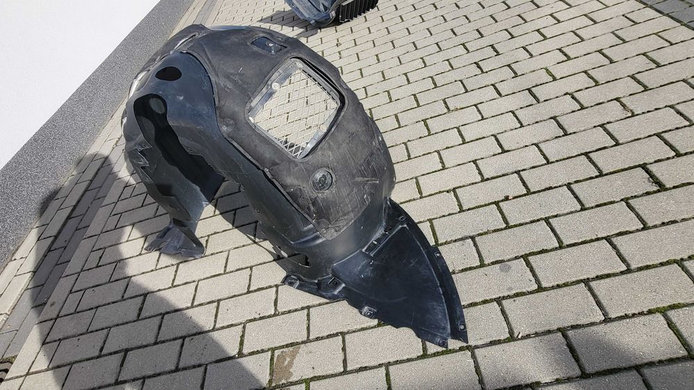 Aston Martin vantage nadkole lewe przód przednie kompletne 13-16
