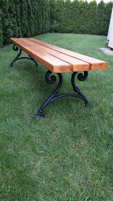 Ławka  ogrodowa  nogi żeliwne,, Wiedeńska ''