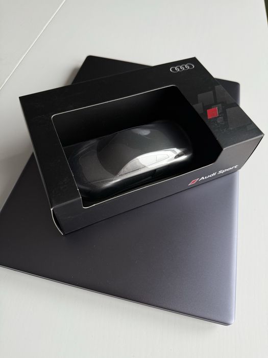 Audi R8 mysz komputerowa NOWA oryginał Audi Sport