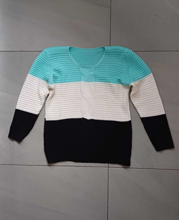 Sweter damski r. Uniwersalny