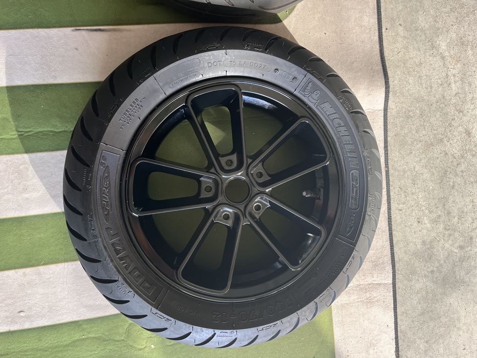 Par de Jantes SIP Series Pordoi 12" Vespa GTS / GTV c/ Pneus Michelin