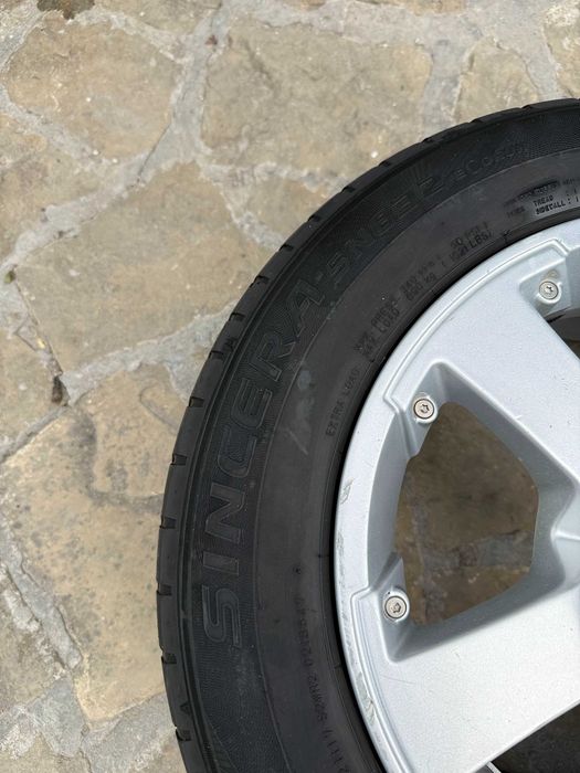 Диск  VW 5x112 7JxR15 з шиною 195/65 R15 колесо Volkswagen 5/112