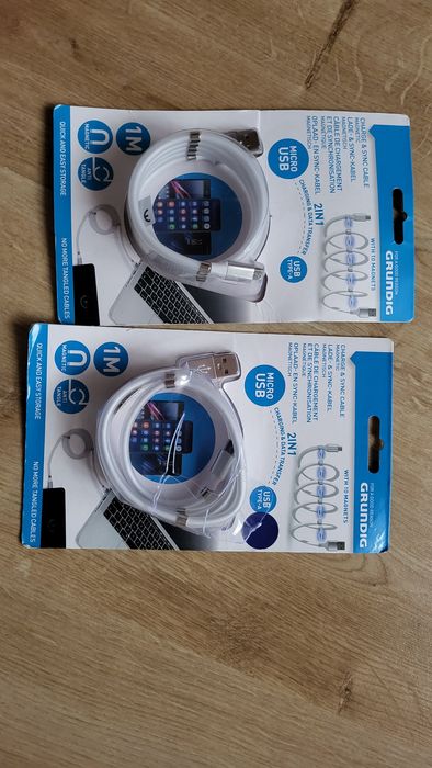 Magnetyczny kabel do ładowania Grundig