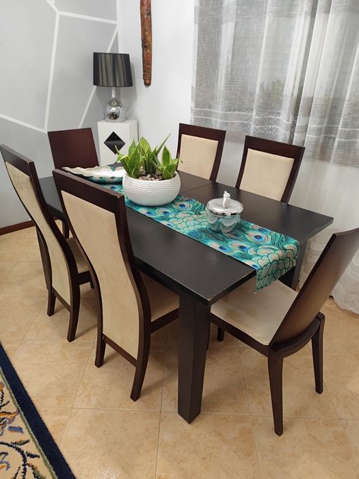Mesa mais cadeiras