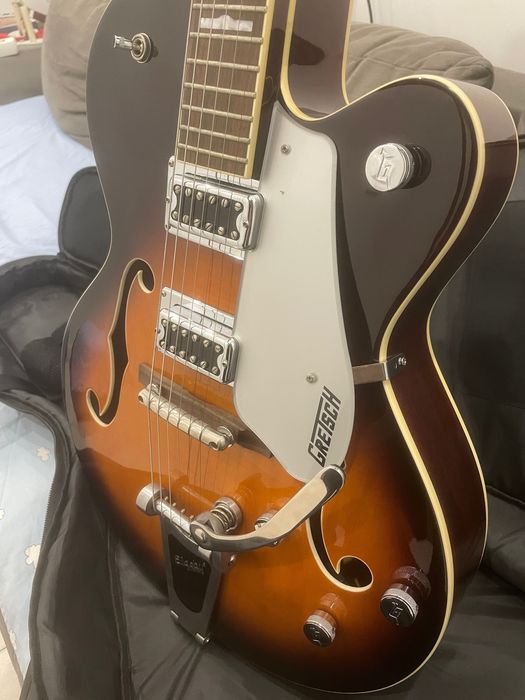 Guitarra Semi-Acústica GRETSCH G5420T