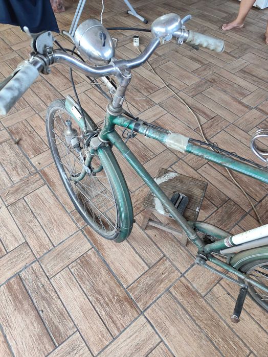 Vendo bicicleta antiga