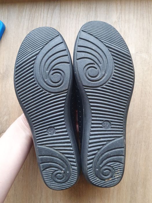 Półbuty Dr Jan skórzane mokasyny baleriny przyjazne dla stóp