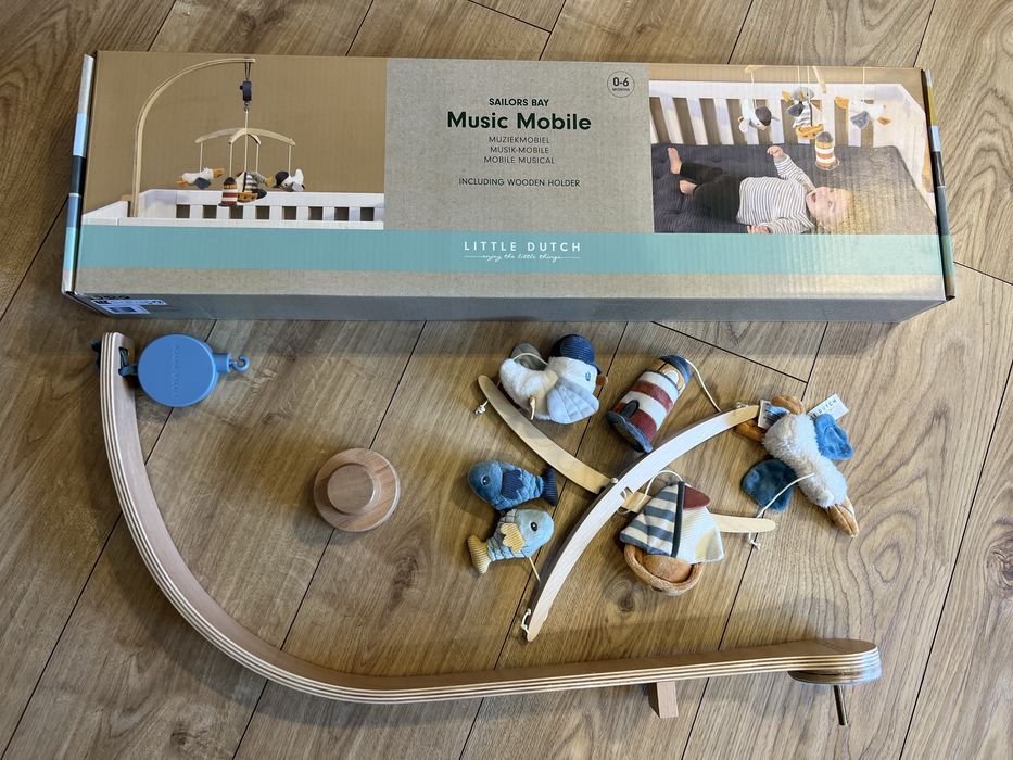 Karuzela Little Dutch Sailors Bay