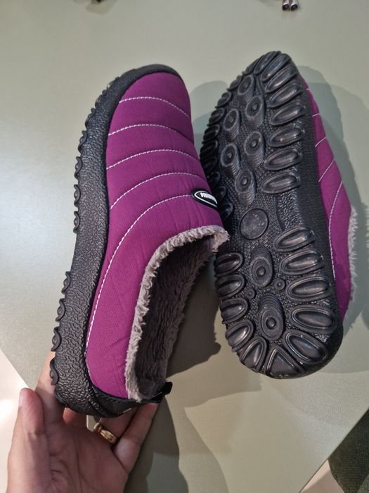 Pantufas com pêlo e antiderrapantes