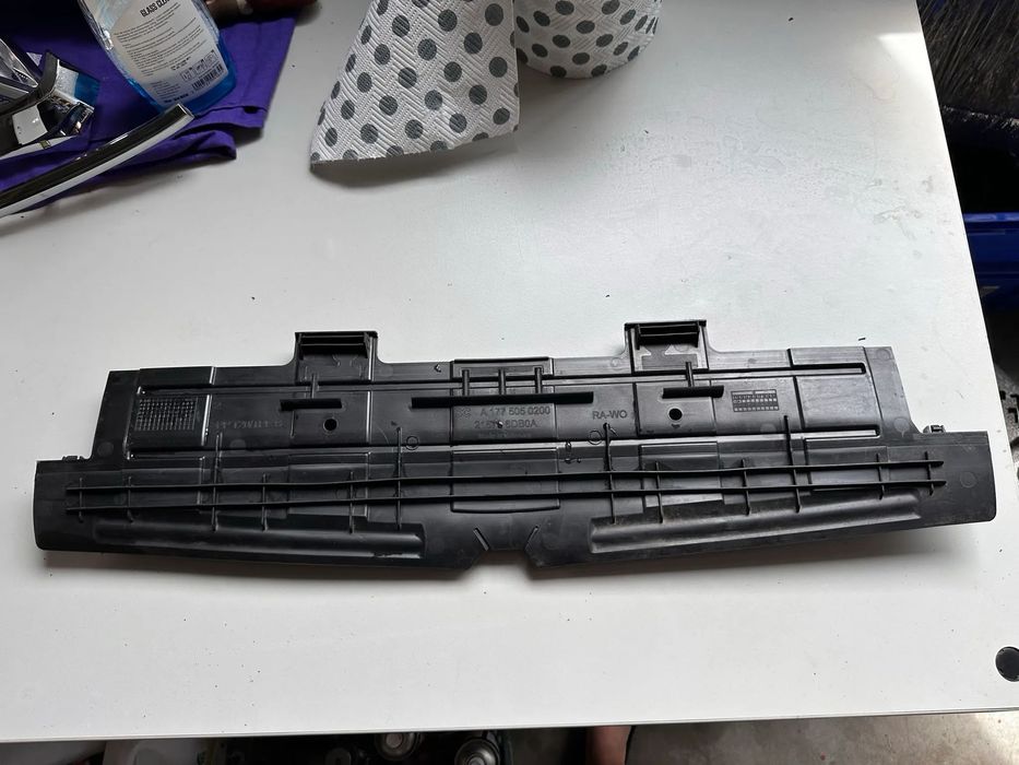 Kierownica powietrza Mercedes Klasa A W177 A1775050200