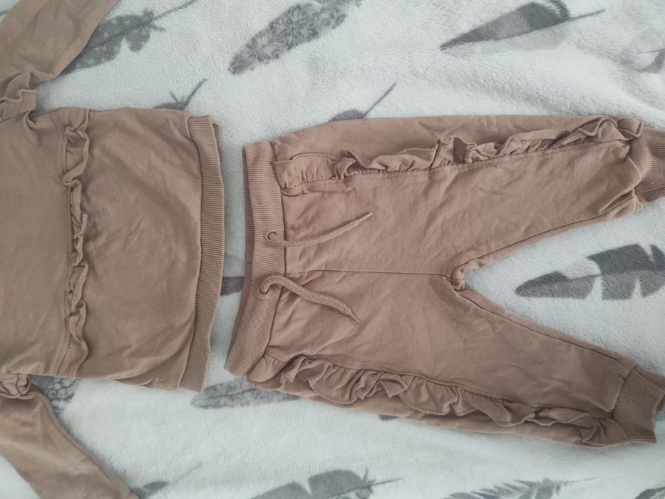 Komplet niemowlęcy bluza i spodnie dres