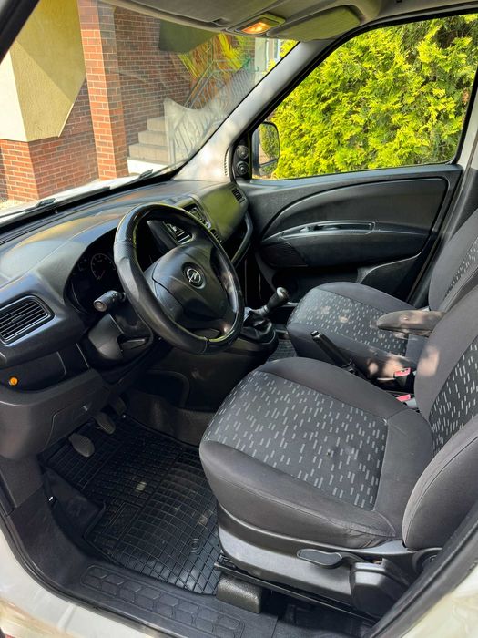 Opel Combo 1.3 CDTi Max Długi