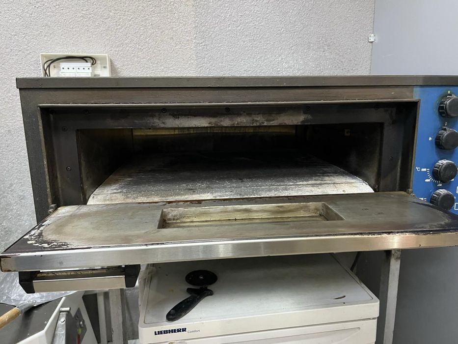 Піч для піцци електрична