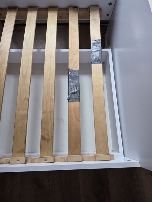 Łóżko dla dziewczynki 90x160