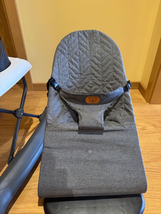 Aranha e cadeira de bebe