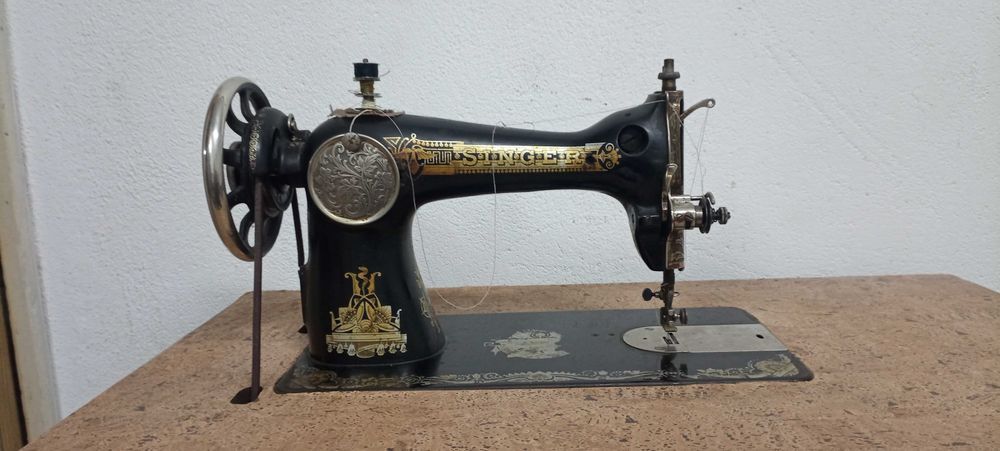 Máquina costura singer