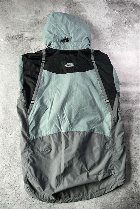 вінтажна вітровка TNF