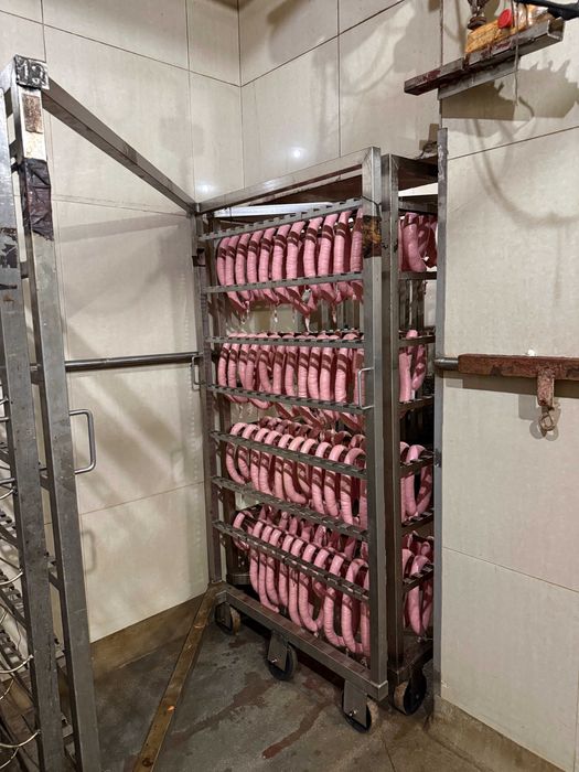 Продаж діючого м’ясопереробного комплексу ТМ «Тучинські ковбаси»