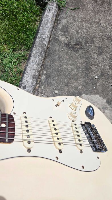 Fender Stratocaster 2010 - Pickups custom e outros upgrades