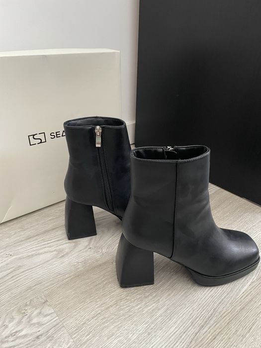 Botas altas pretas