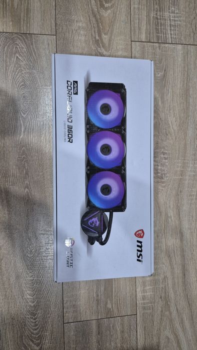Водяне охолодження MSI CoreLiquid 360R