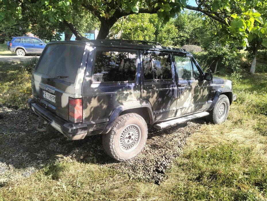 ТЕРМІНОВО Jeep Cherokee 1995