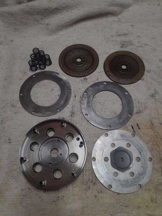 Комплект щеплення з маховиком на мт днепр як новий