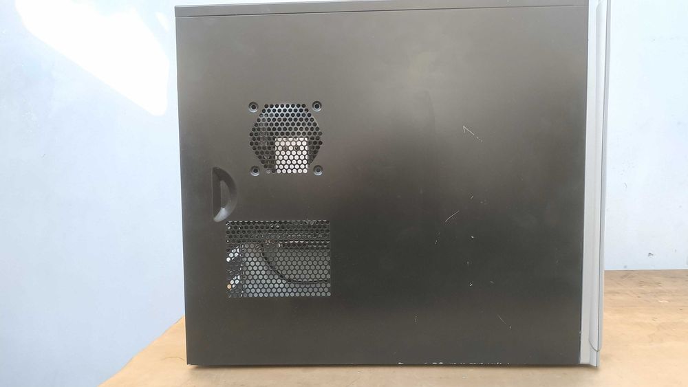 i7 2600k/8Gb/video 2Gb/hdd 300Gb/350W