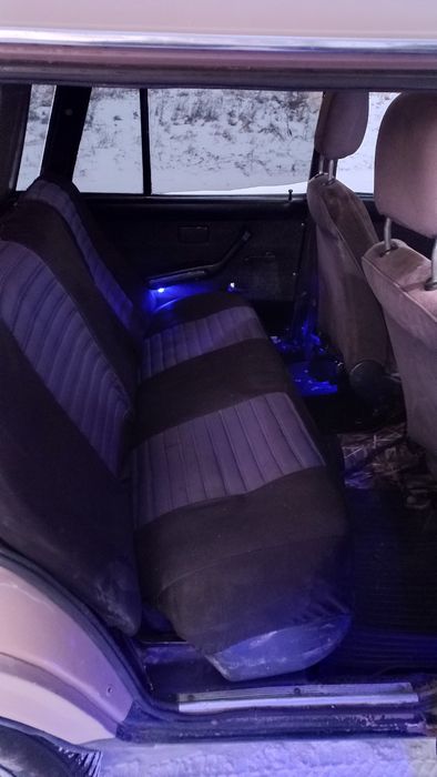 ВАЗ 2104. Деталі по телефону.