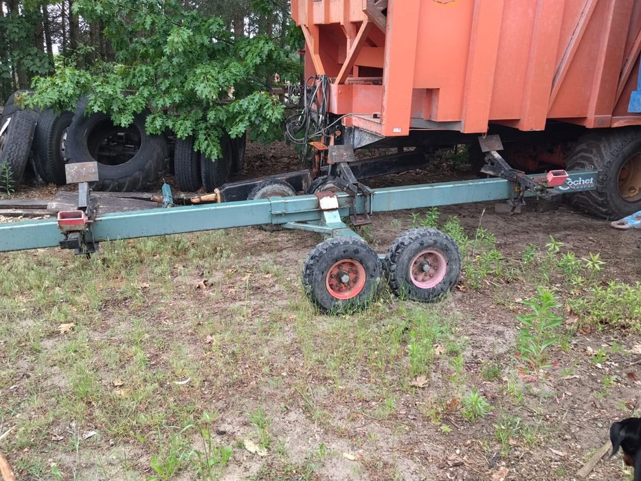 Heder 5.18 i 6.10 Wózek New Holland.