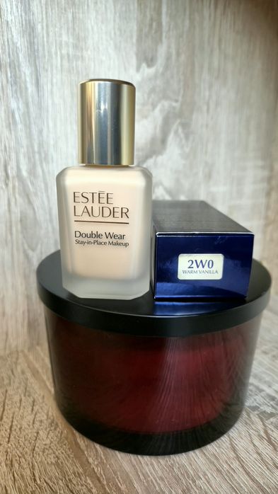 Estée Lauder Double Wear 2W0 Warm Vanilla