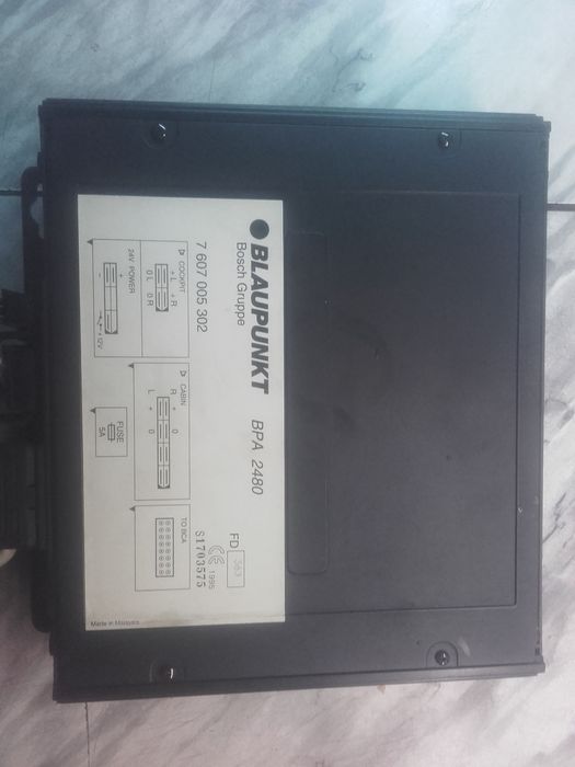 Wzmacniacz autobusowy BLAUPUNKT