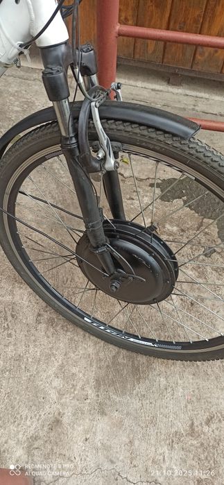 Електро велосипед з двигуном на 500 ватт.