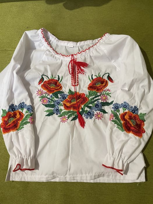 Вишиванка для дівчинки