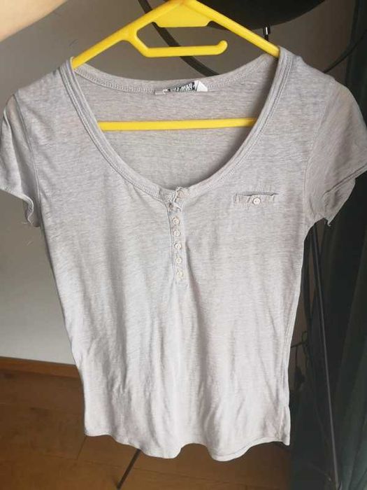 Pull and Bear szary t-shirt r. S