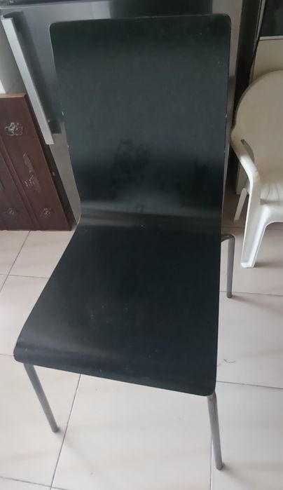 6 Cadeiras Pretas em bom estado