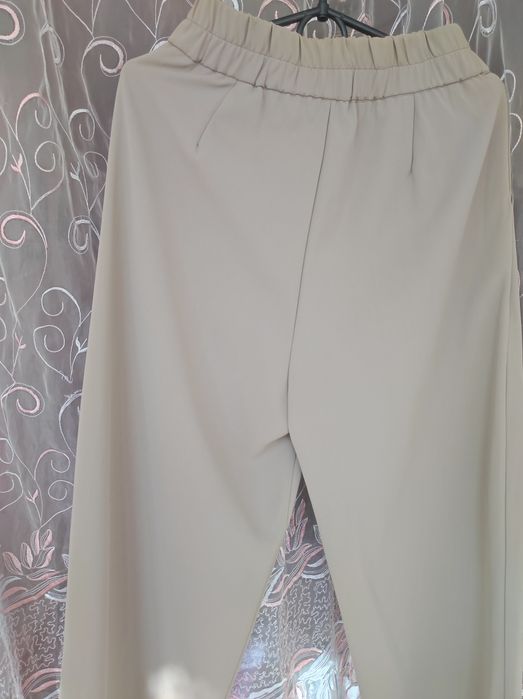 Брюки женские классические